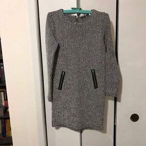 Guess Ladies Houndstooth Dress Junior Size New Without Tag